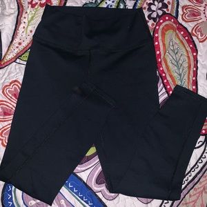 Power hold by fabletics leggings